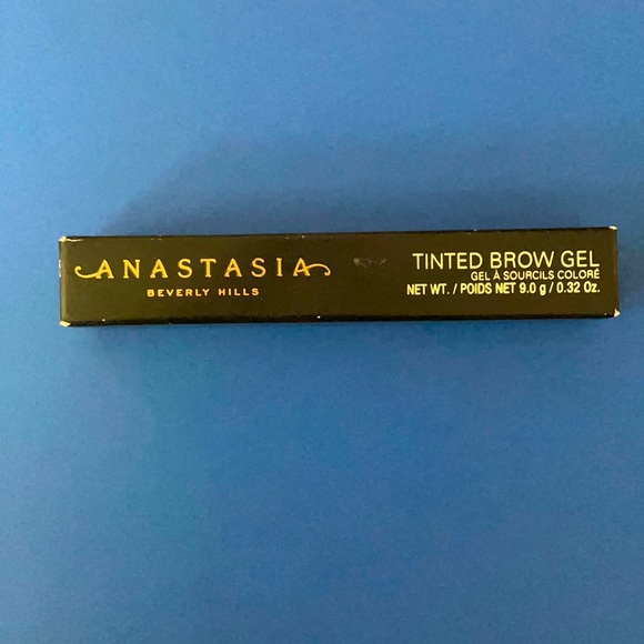 Anastasia Beverly Hills Other - Anastasia Beverly Hills eyebrow gel